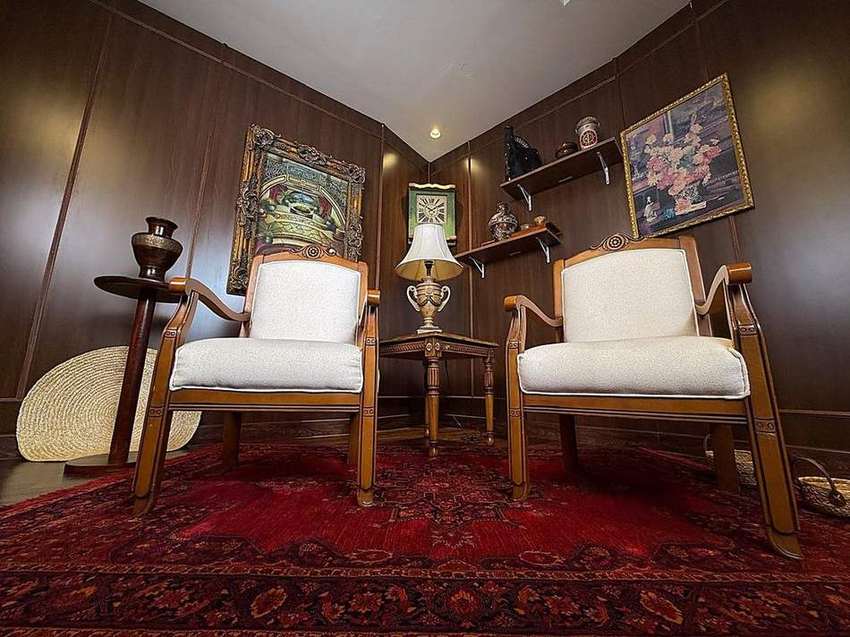 Classic vintage interview corner, wide angle
